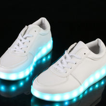 Load image into Gallery viewer, Led luminous Shoes Outdoor children