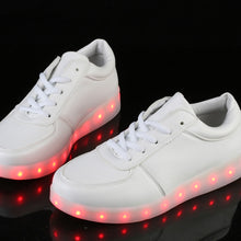 Load image into Gallery viewer, Led luminous Shoes Outdoor children