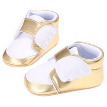 Load image into Gallery viewer, Newborn BabyLittle Wing Soft Shoes