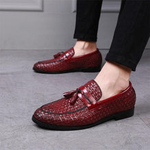 Load image into Gallery viewer, Tassel Men&#39;s Dress Flats